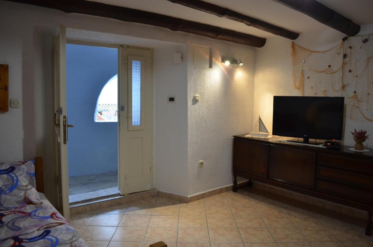 Apartment Stari Dvori Baska  Exterior photo